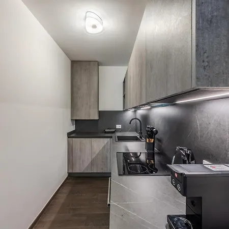 - Bilocale Con Piscina E Vista Colline * ראפאלו