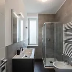 - Bilocale Con Piscina E Vista Colline * Рапалло