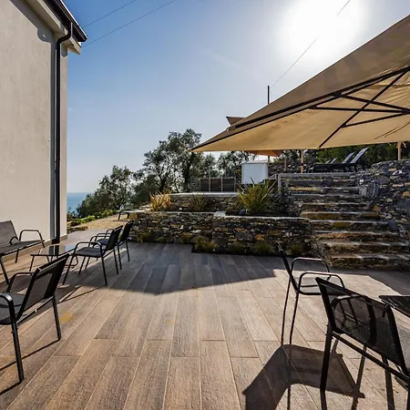 - Bilocale Con Piscina E Vista Colline アパート