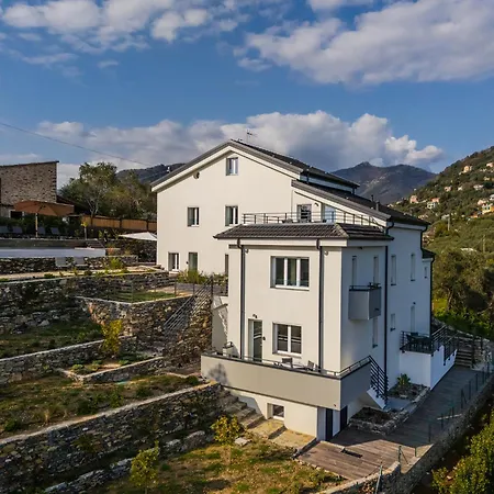 - Bilocale Con Piscina E Vista Colline Рапалло